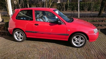 Toyota Starlet 1.3 GLi (1998)