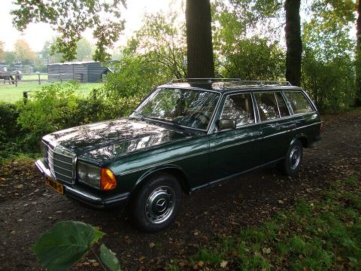 Mercedes-Benz 300 TD Turbo