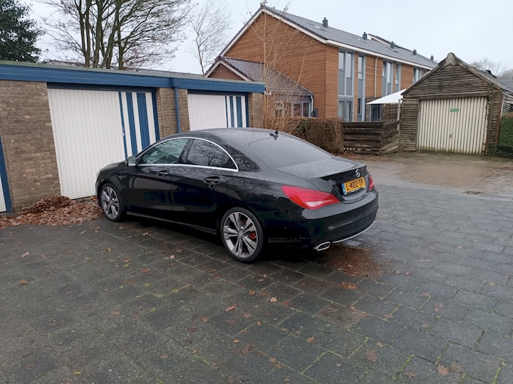 Mercedes-Benz CLA 180 (2014)