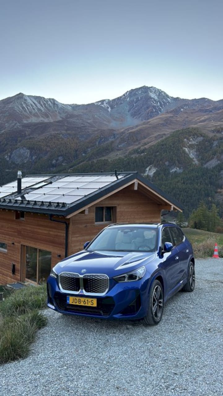 BMW iX1 eDrive20 M Sport Edition (2025)