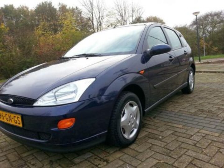 Ford Focus 1.4 16V Cool Edition