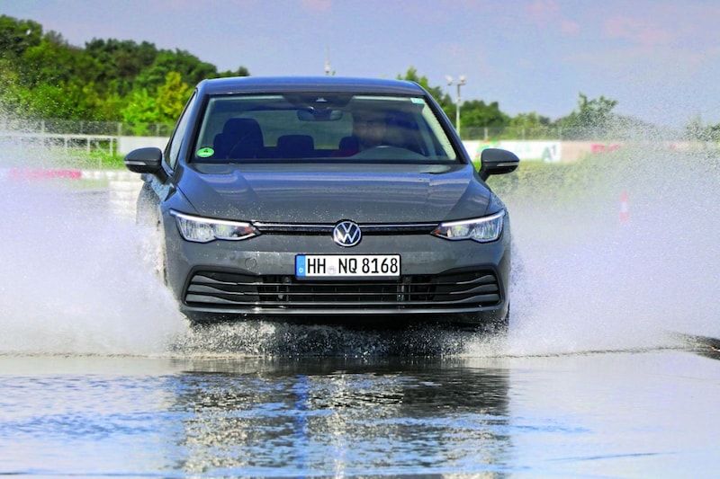 De beste zomerbanden in de maat 205/55 R16 Bandentest