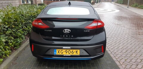 Hyundai Ioniq Hybrid Premium