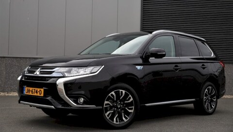 Mitsubishi Outlander PHEV Executive Edition