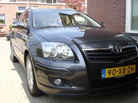 Toyota Avensis Wagon 2.0 D-4D-F Executive (2007)