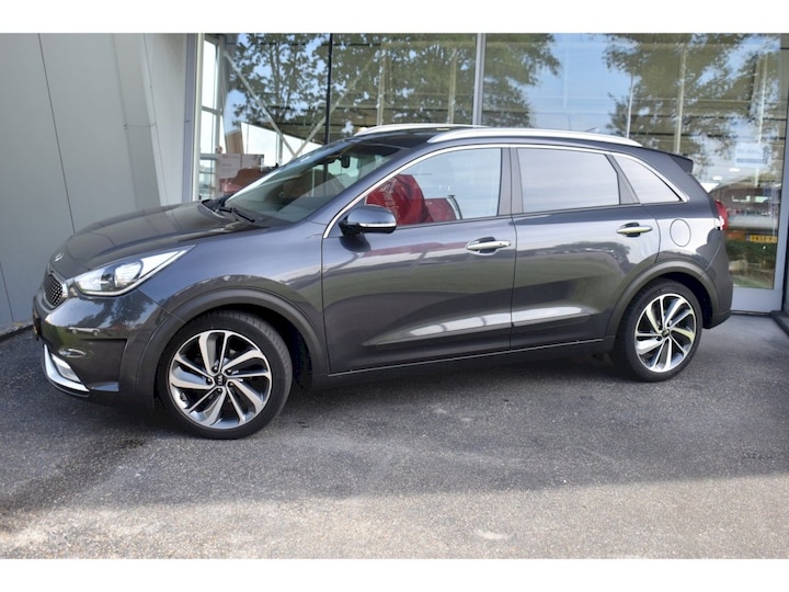 Kia Niro 1.6 GDi Hybrid ExecutiveLine (2017)