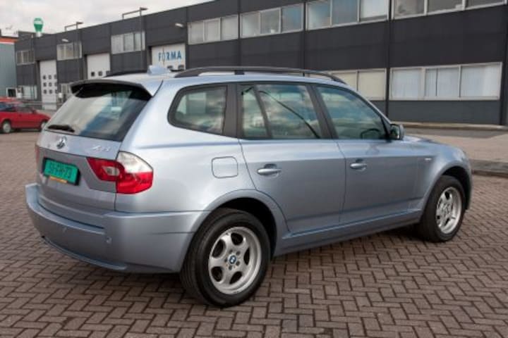 BMW X3 2.0d Executive (2004)