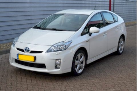 Toyota Prius 1.8 HSD Dynamic Business (2011)
