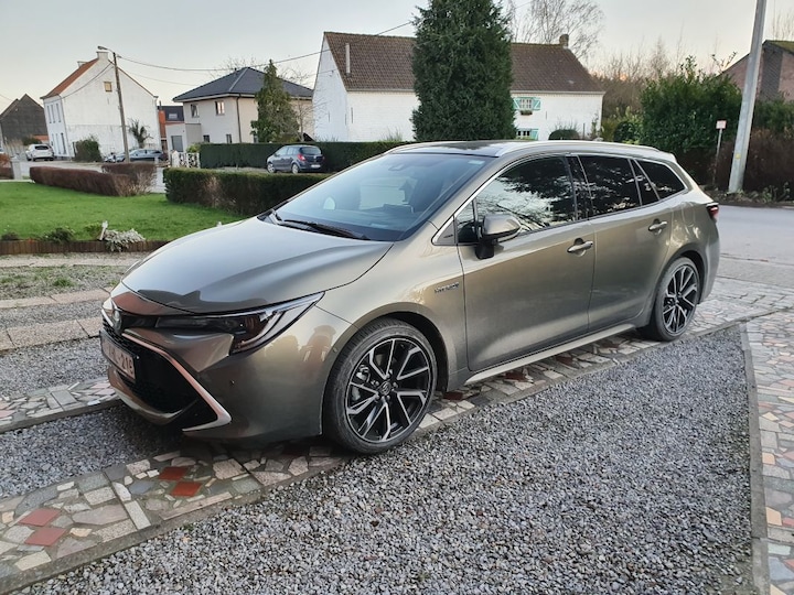 Toyota Corolla Touring Sports 2.0 Hybrid Premium (2020)