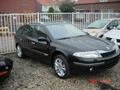 Renault Laguna Grand Tour 2.2 dCi Tech Line (2004)