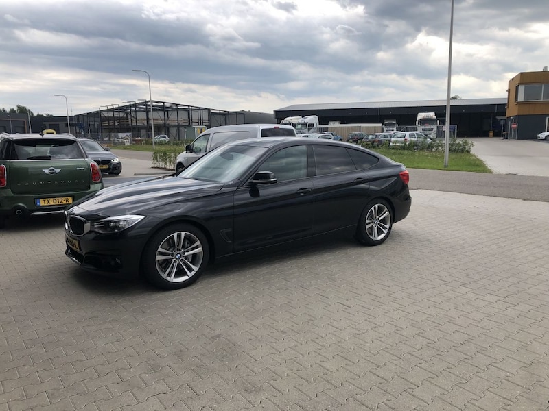 BMW 335i Gran Turismo High Executive (2013)