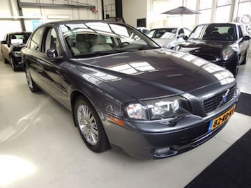 Volvo S80 2.4 D5 Sapphire (2005)