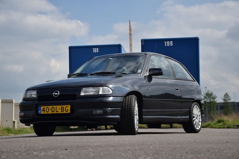 Opel Astra 2.0 GSi 16V