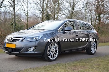 Opel Astra Sports Tourer 1.4 Turbo 140pk Sport (2011)