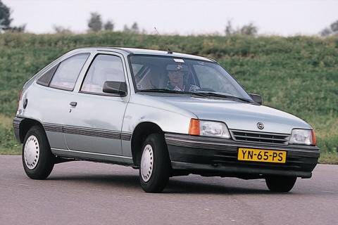 Opel Kadett 1.6 D L (1988)