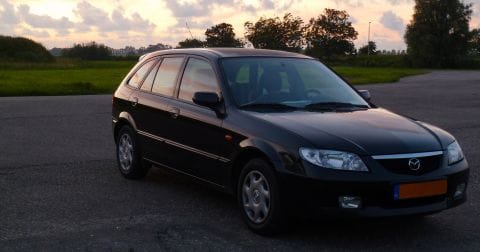 Mazda 323 FastBreak 1.6 Exclusive (2003)