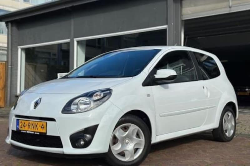 You can buy these city cars with automatic transmission for €6,000