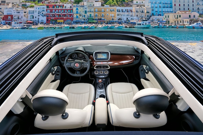 Fiat 500X Yachting