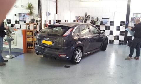 Ford Focus 2.5 20V Turbo ST (2008)