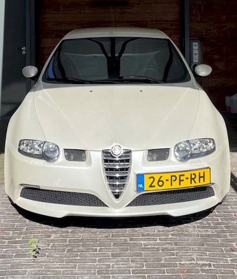 Alfa Romeo 147 3.2 V6 24V GTA
