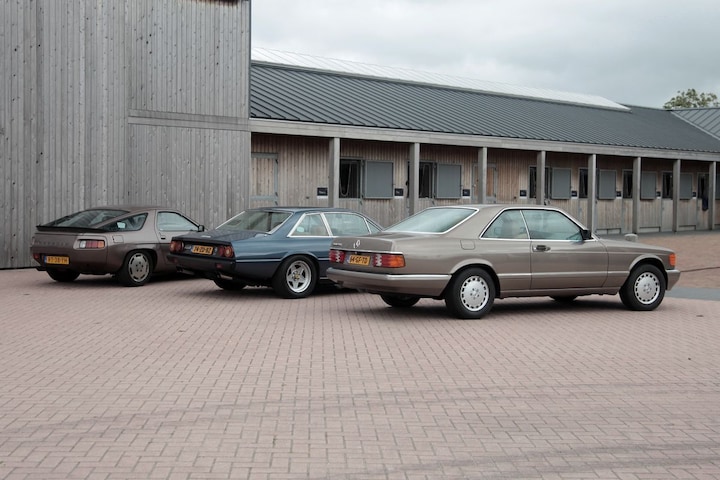 Ferrari 400i-Porsche 928 S- Mercedes-Benz 560 SEC en details