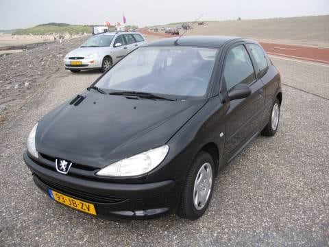 Peugeot 206 XR 1.4 HDI (2002)