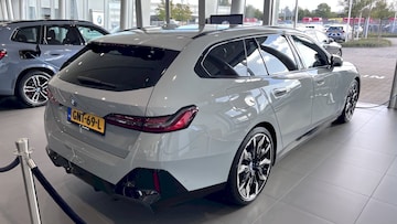 BMW 530e Touring (2024)