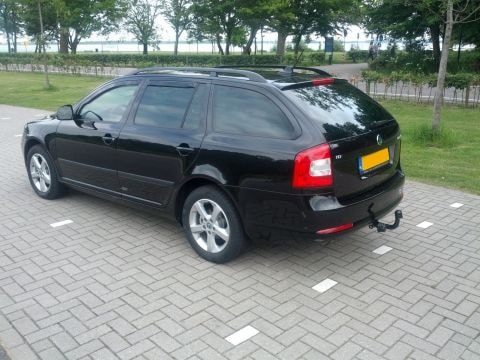 Skoda Octavia Combi 1.6 TDI Greentech Arctic