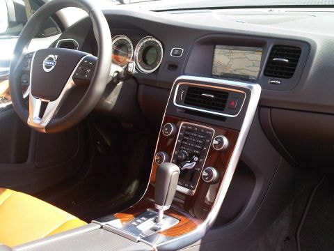 Volvo V60 D5 AWD (2011)