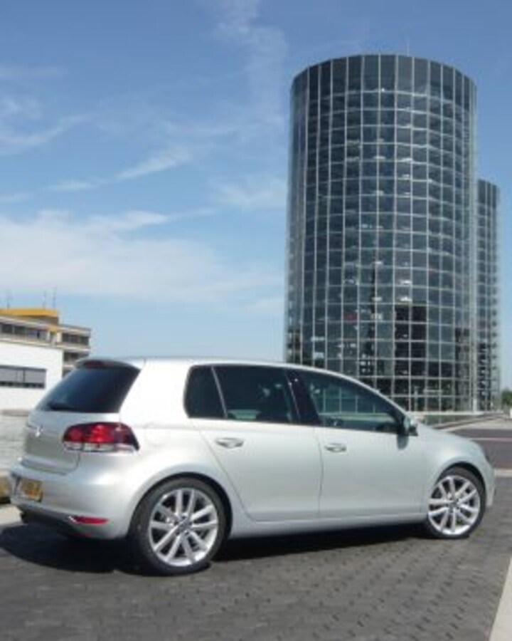 Volkswagen Golf 1.8 TSI 160pk Highline LE 18T