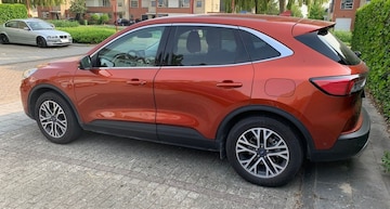 Ford Kuga 2.5 PHEV Titanium X (2021)