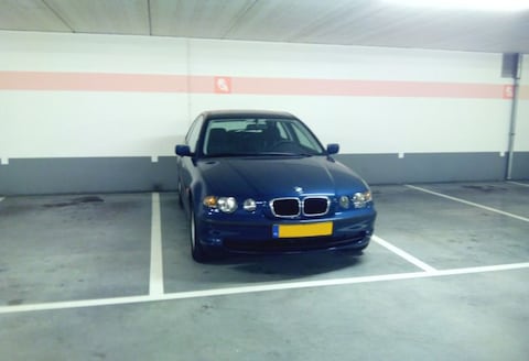 BMW 316ti Compact Black & Silverline
