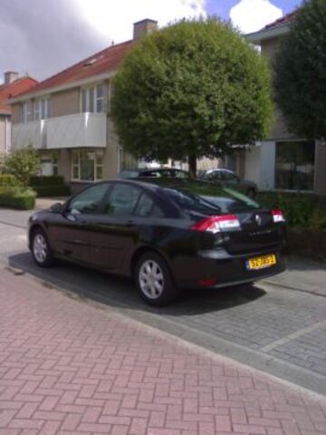 Renault Laguna 2.0 16V 140 Corporate (2009)