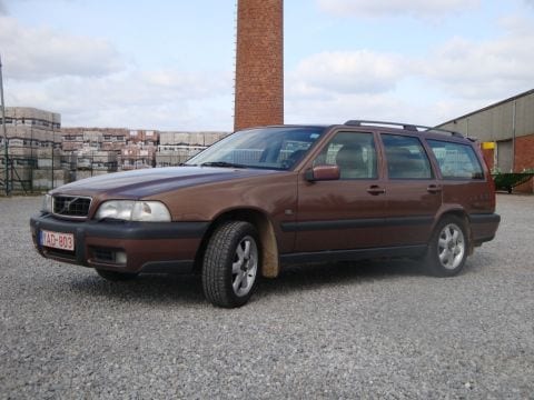 Volvo V70 2.5 T XC (1998)