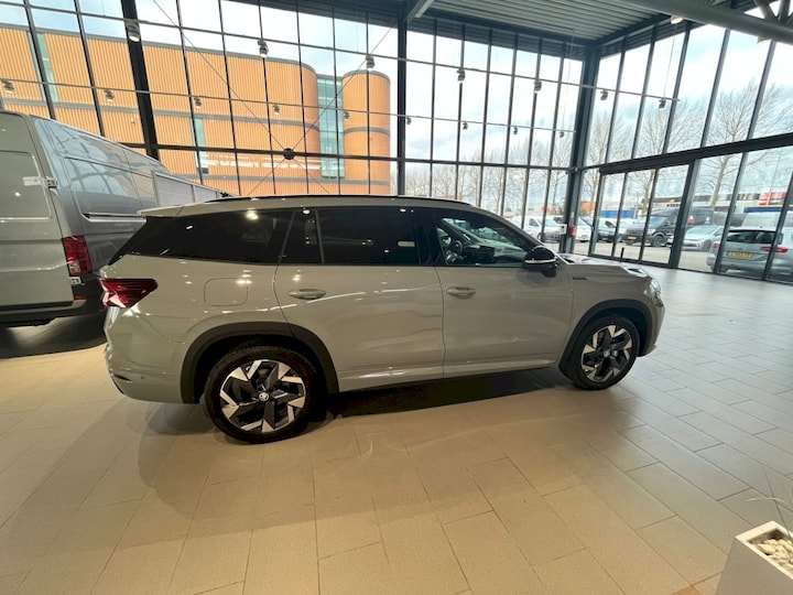 Skoda Kodiaq 1.5 TSI iV PHEV Sportline Business (2025)