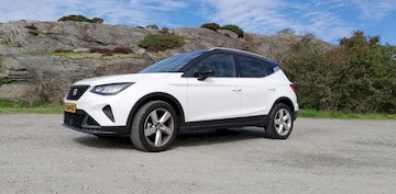 Seat Arona 1.0 EcoTSI 110pk FR Business Connect (2022)