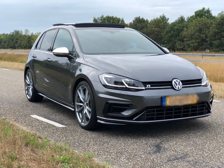Volkswagen Golf 2.0 TSI 4Motion R (2017)