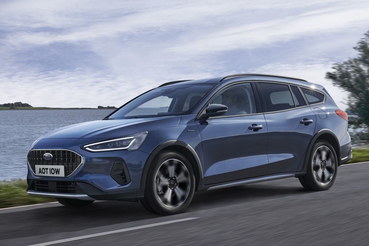 Ford Focus Wagon 1.0 EcoBoost 125pk Hybrid Connected (2022) review