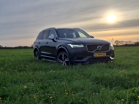 Volvo XC90 T8 Twin Engine Plug-in Hybrid AWD R-Design (2019)