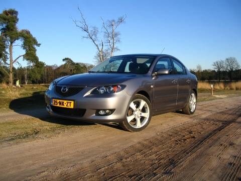 Mazda 3 Sedan 1.6 Executive (2003)