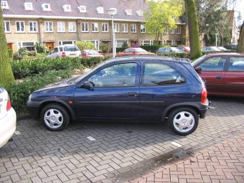 Opel Corsa 1.2i-16V Eco (1999)