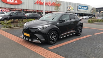 Toyota C-HR 1.8 Hybrid Premium (2017)