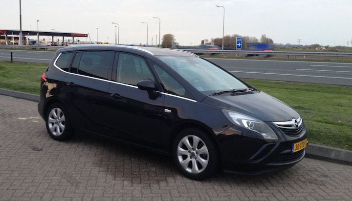Opel Zafira 1.4 Turbo 120pk Cosmo (2012)