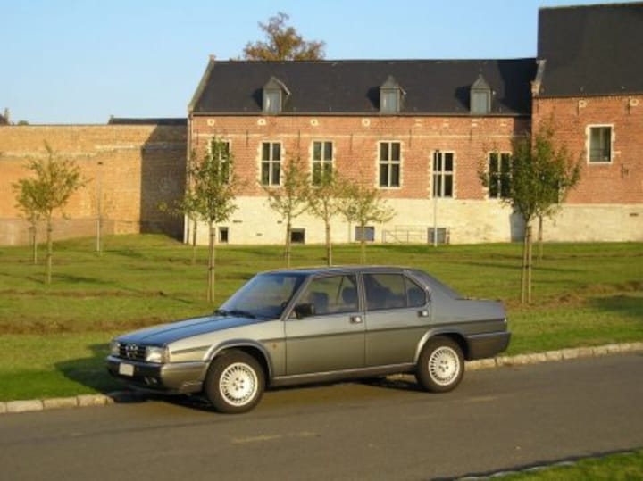 Alfa Romeo 90 2.5 QO