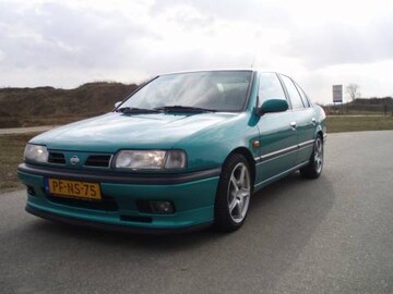 Nissan Primera 1.6 LX (1996)