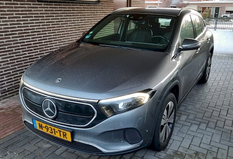 Mercedes-Benz EQA 250 Business Line