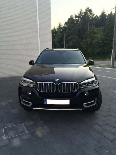 BMW X5 xDrive25d (2015)
