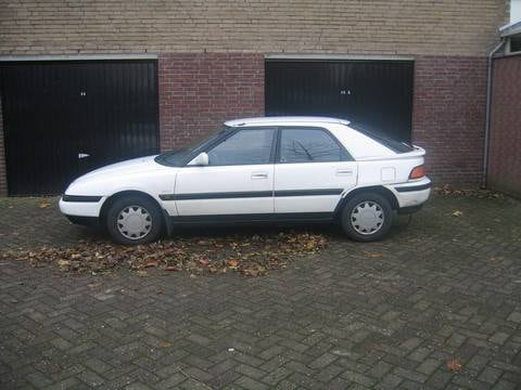 Mazda 323 F 1.6i GLX (1992)