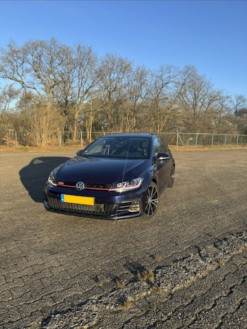 Volkswagen Golf 2.0 TSI GTI Performance (2017)