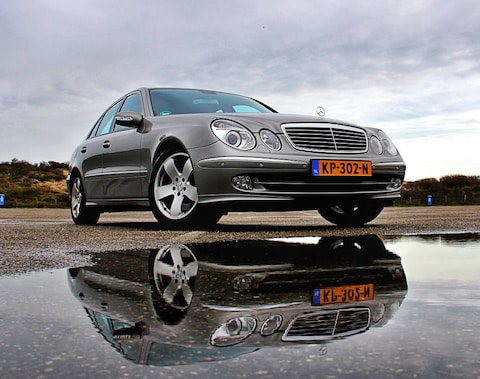 Mercedes-Benz E 500 Avantgarde (2004)